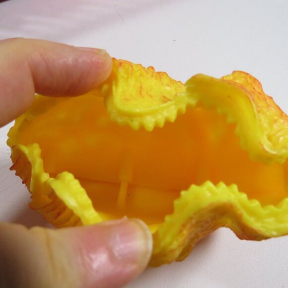 Under Water Plastic Sea Shells, Plants etc, WEIGHTED, DESIGNED TO BE UNDER WATER - Picture 7 of 16